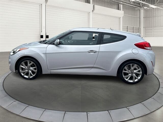 2017 HYUNDAI Veloster