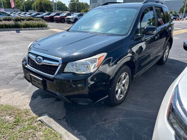 2015 SUBARU Forester