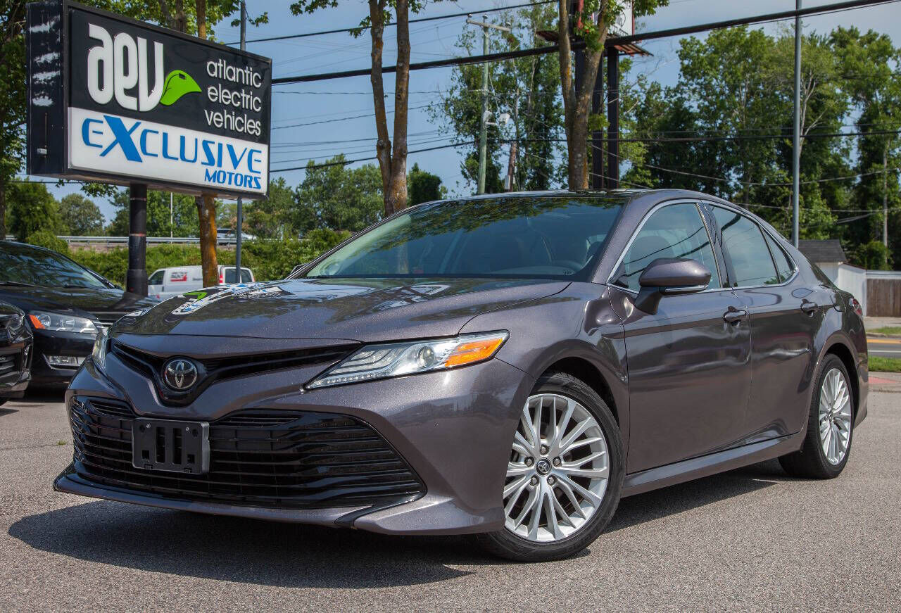 2019 TOYOTA Camry