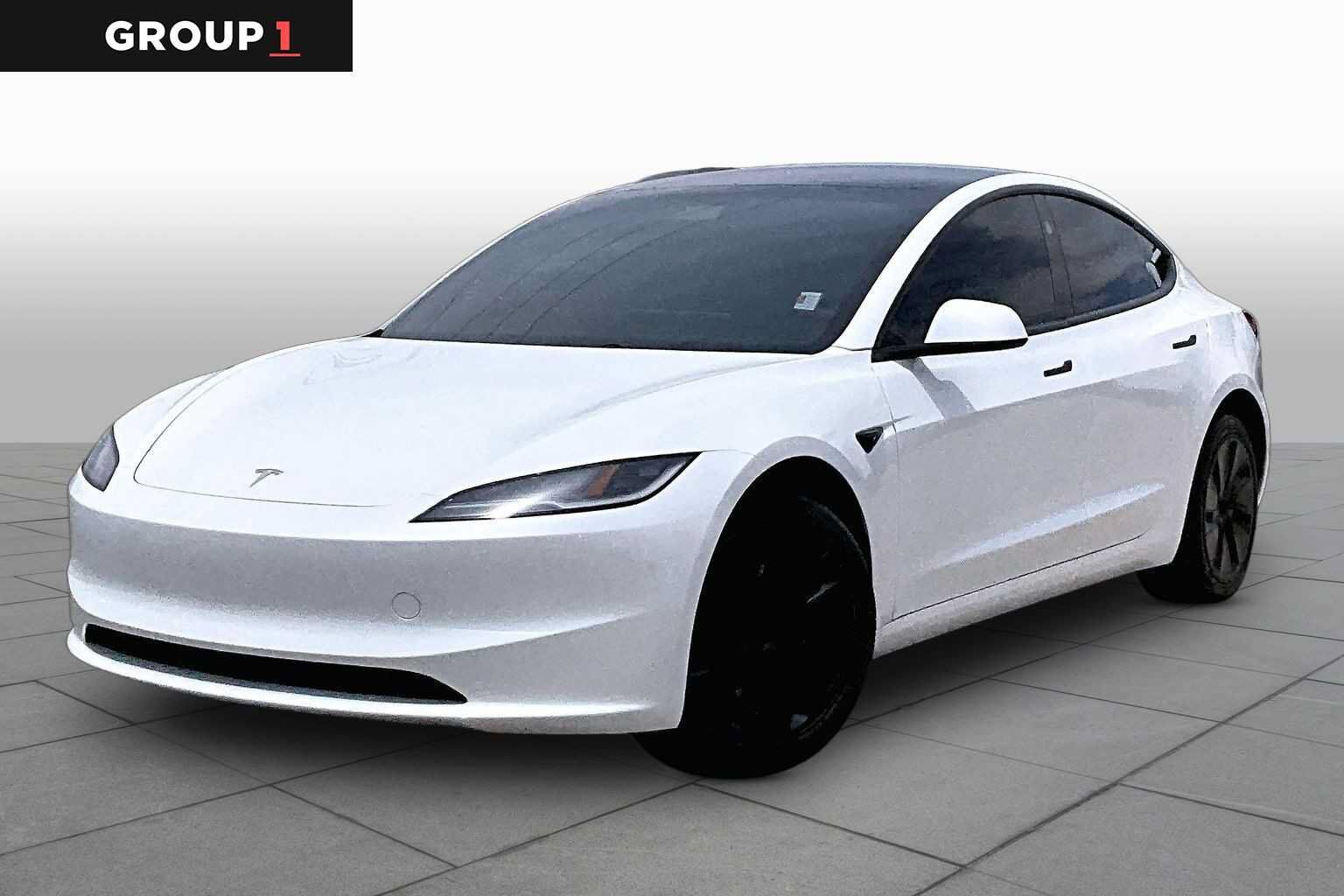2025 TESLA Model 3