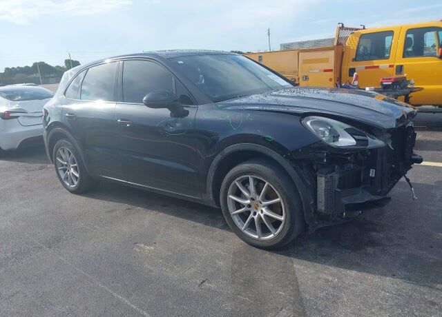 2019 PORSCHE Cayenne