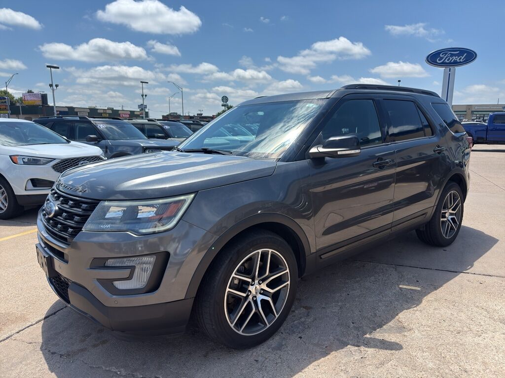 2017 FORD Explorer