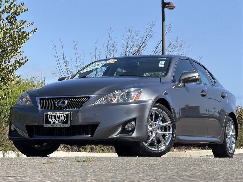 2012 LEXUS IS