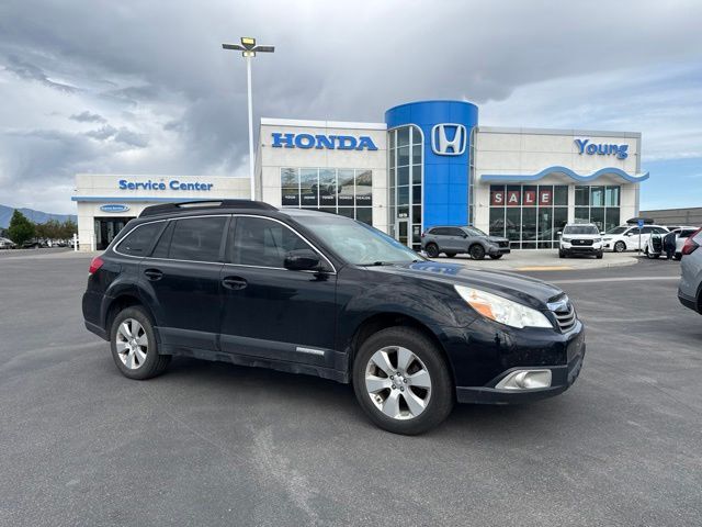 2011 SUBARU Outback