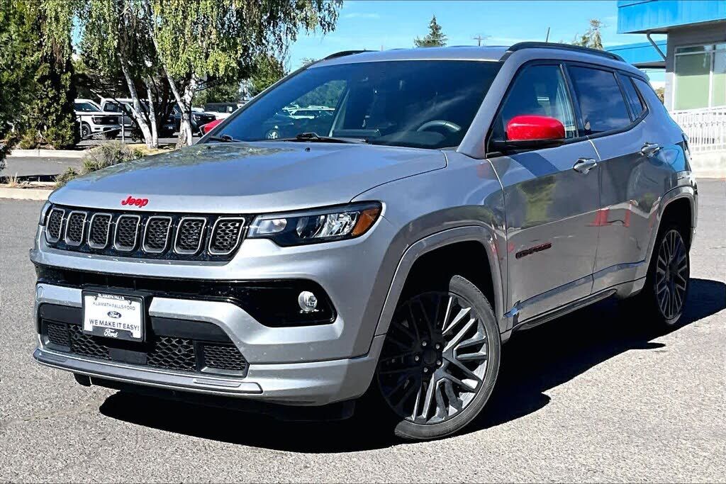 2023 JEEP Compass