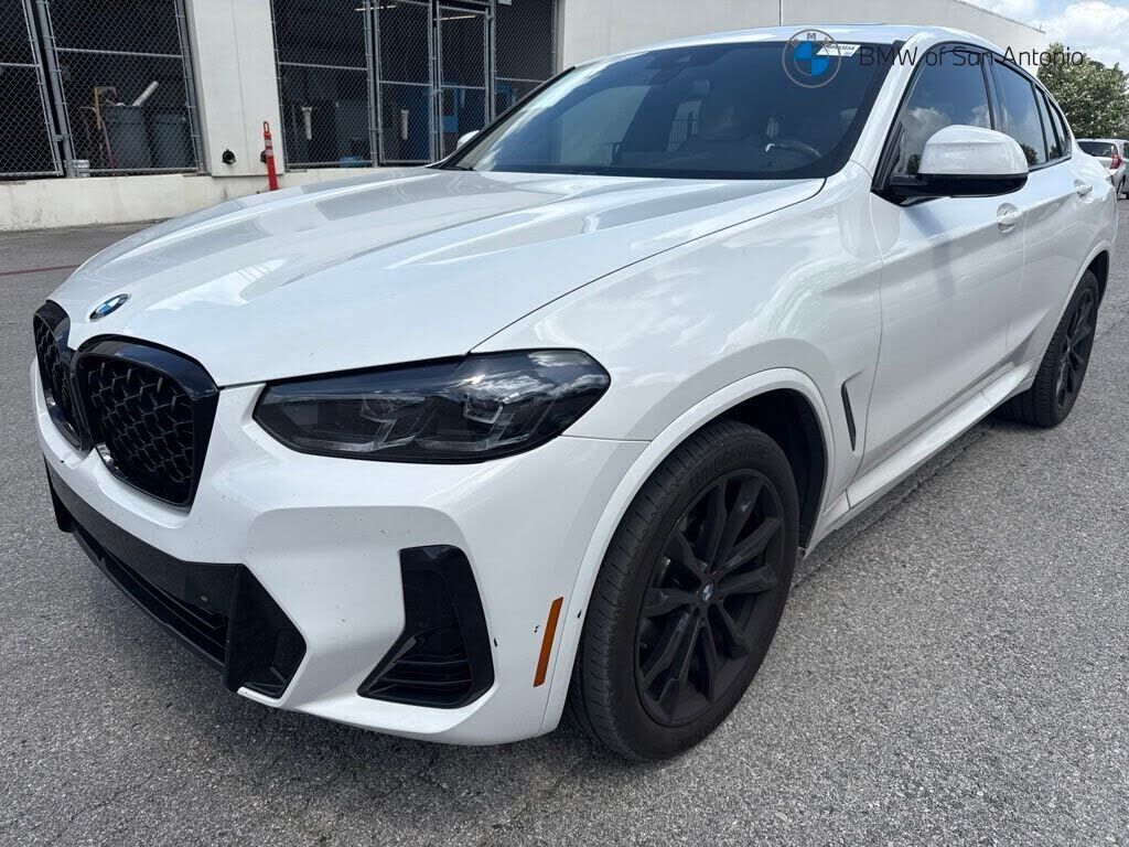 2023 BMW X4