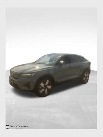 2023 VOLVO C40