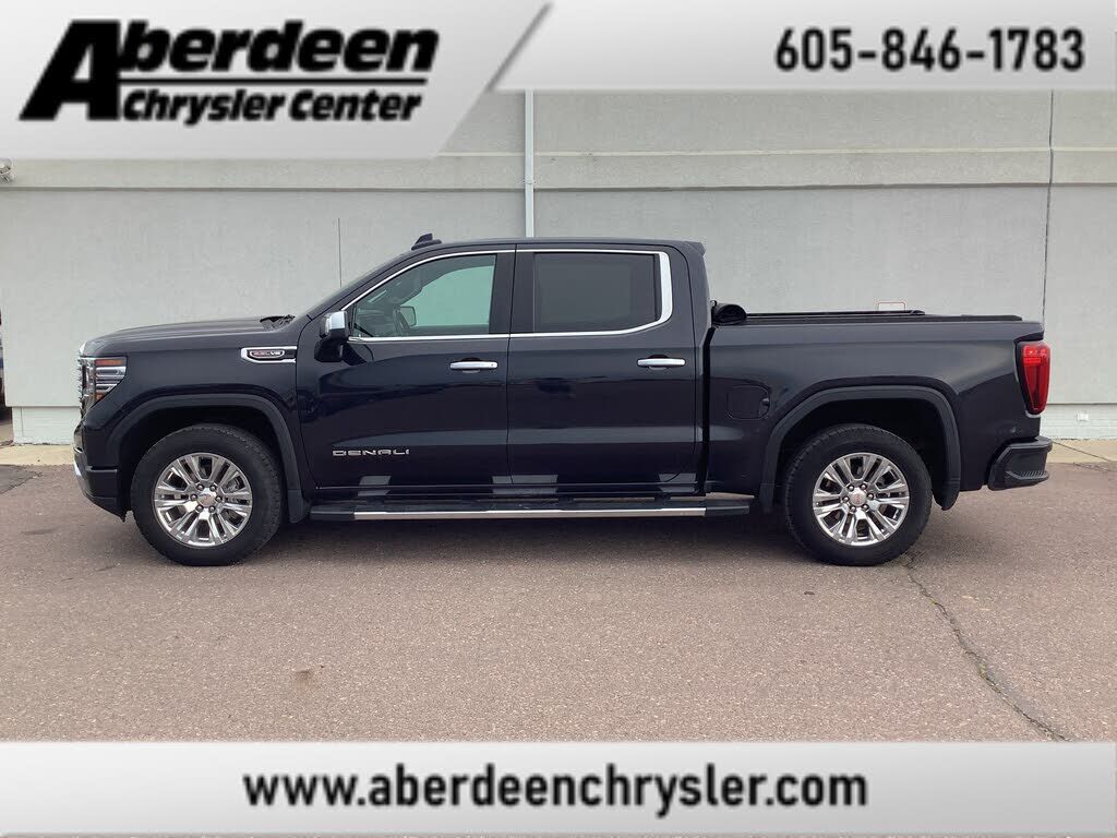 2023 GMC Sierra