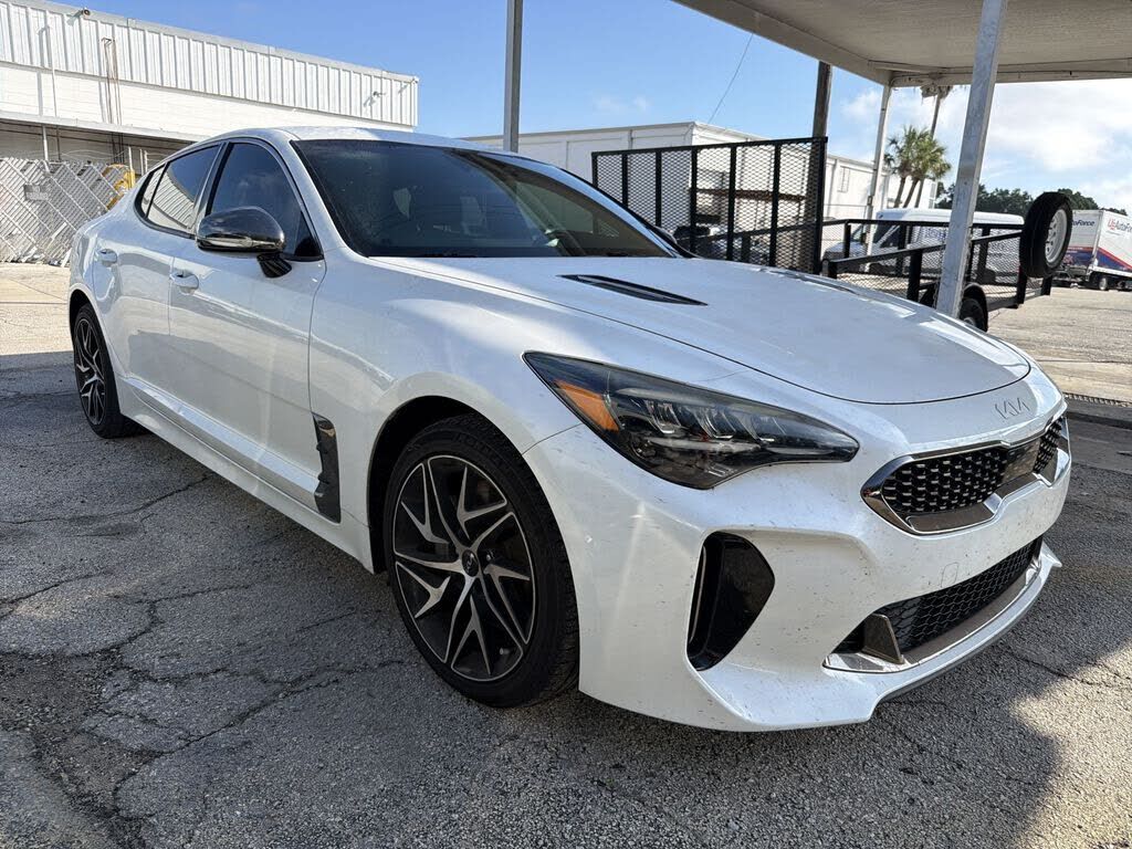 2022 KIA Stinger