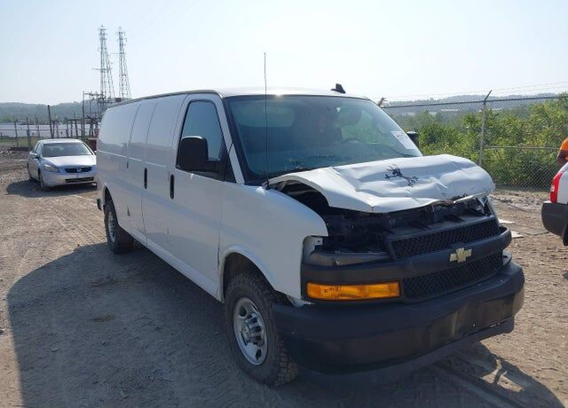 2021 CHEVROLET Express