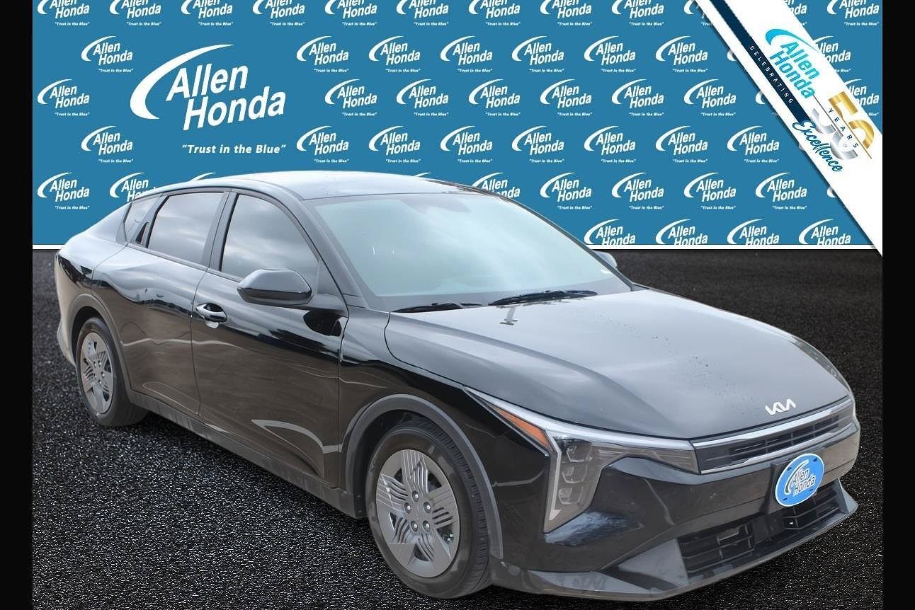 2025 KIA K4