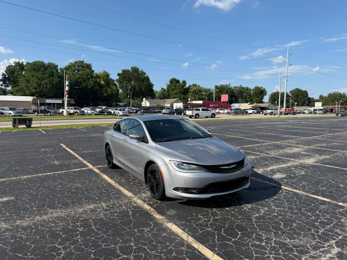 2015 CHRYSLER 200