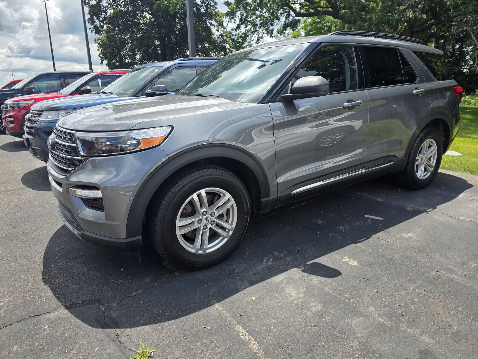 2022 FORD Explorer