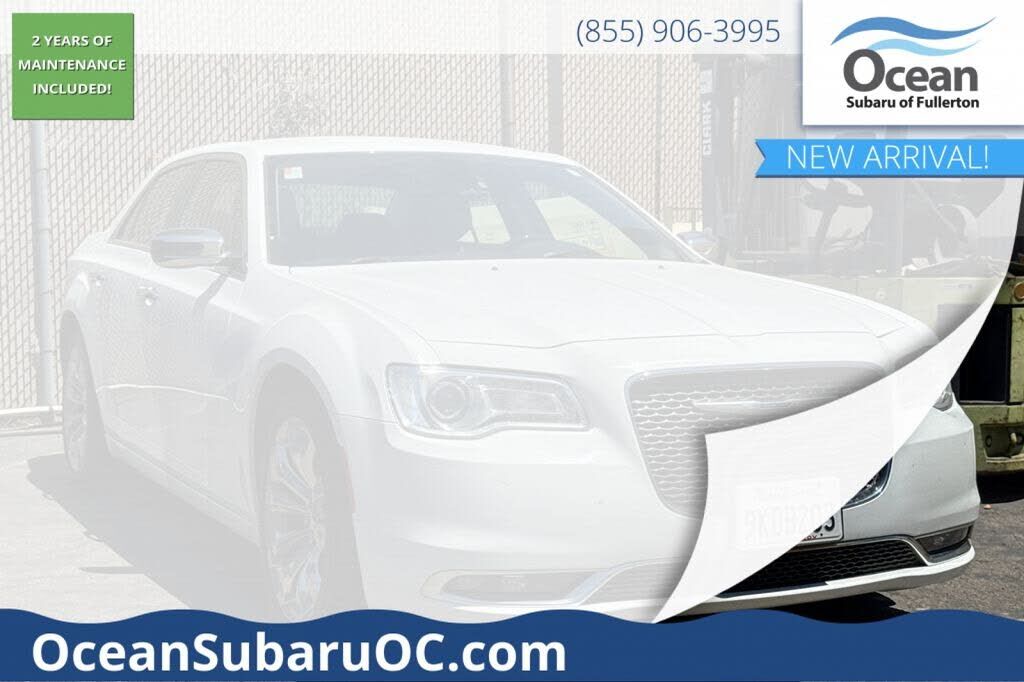 2019 CHRYSLER 300