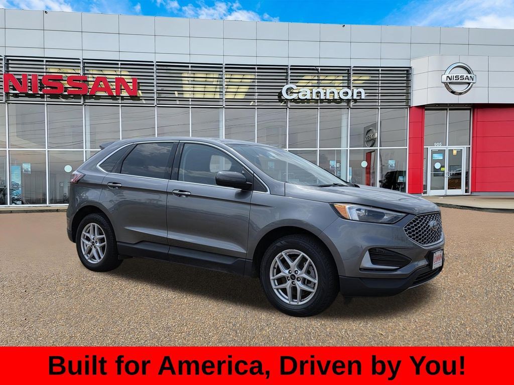 2023 FORD Edge