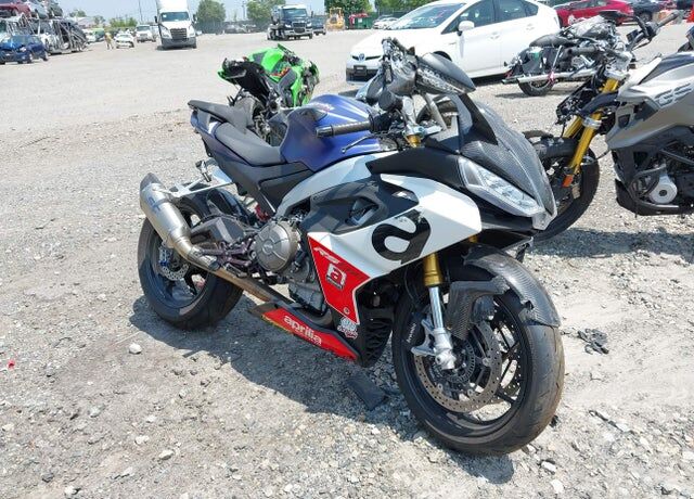 2023 APRILIA RS