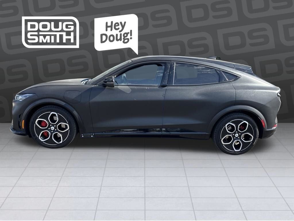 2021 FORD Mach-E