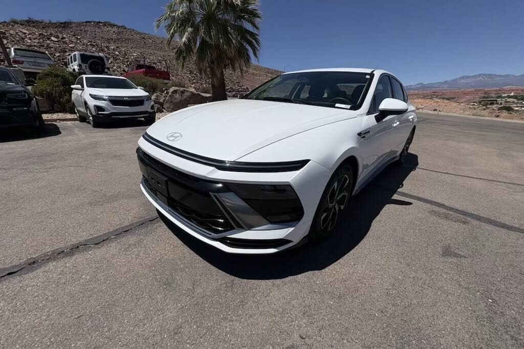 2025 HYUNDAI Sonata