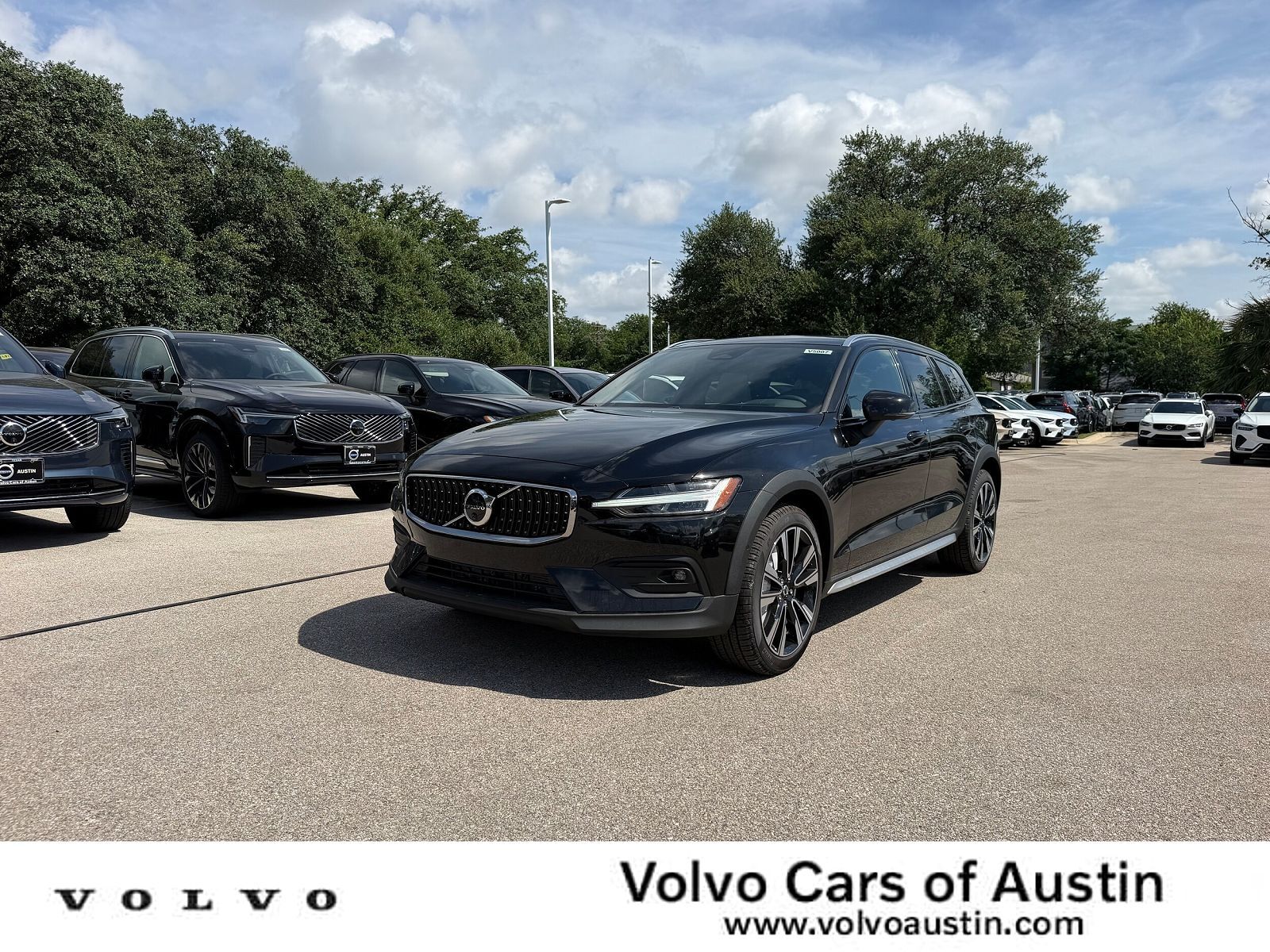 2026 VOLVO V60CC