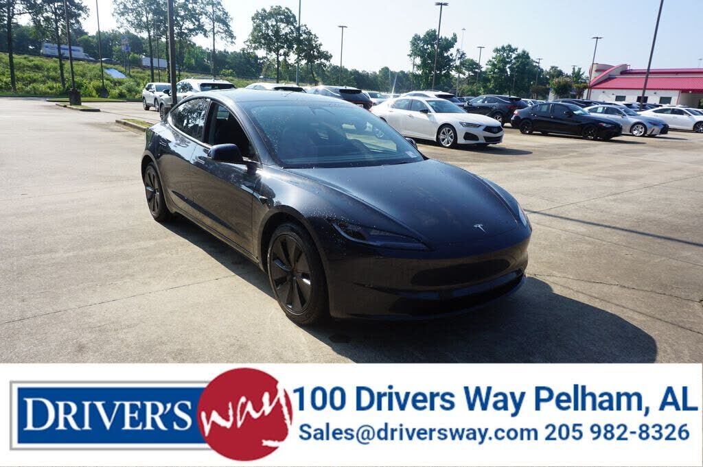 2025 TESLA Model 3