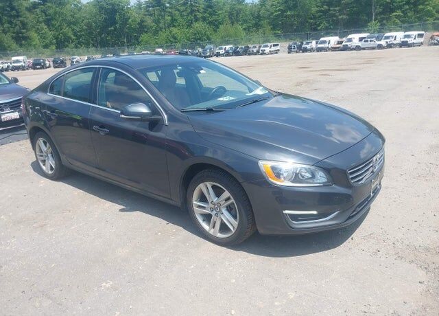 2015 VOLVO S60