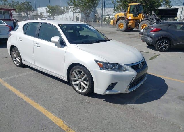 2016 LEXUS CT