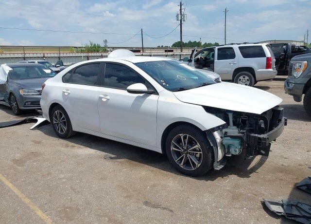 2023 KIA Forte