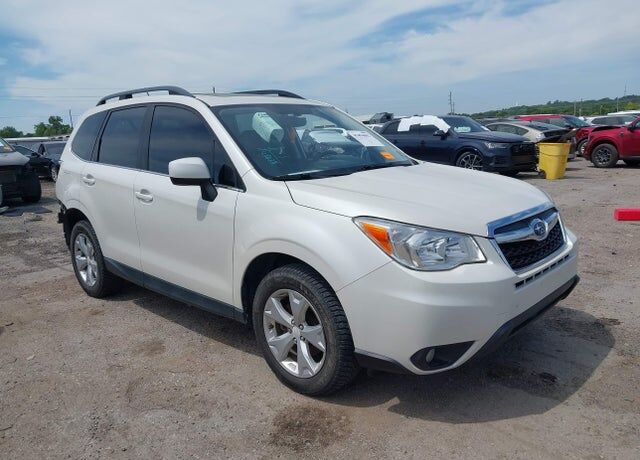 2015 SUBARU Forester