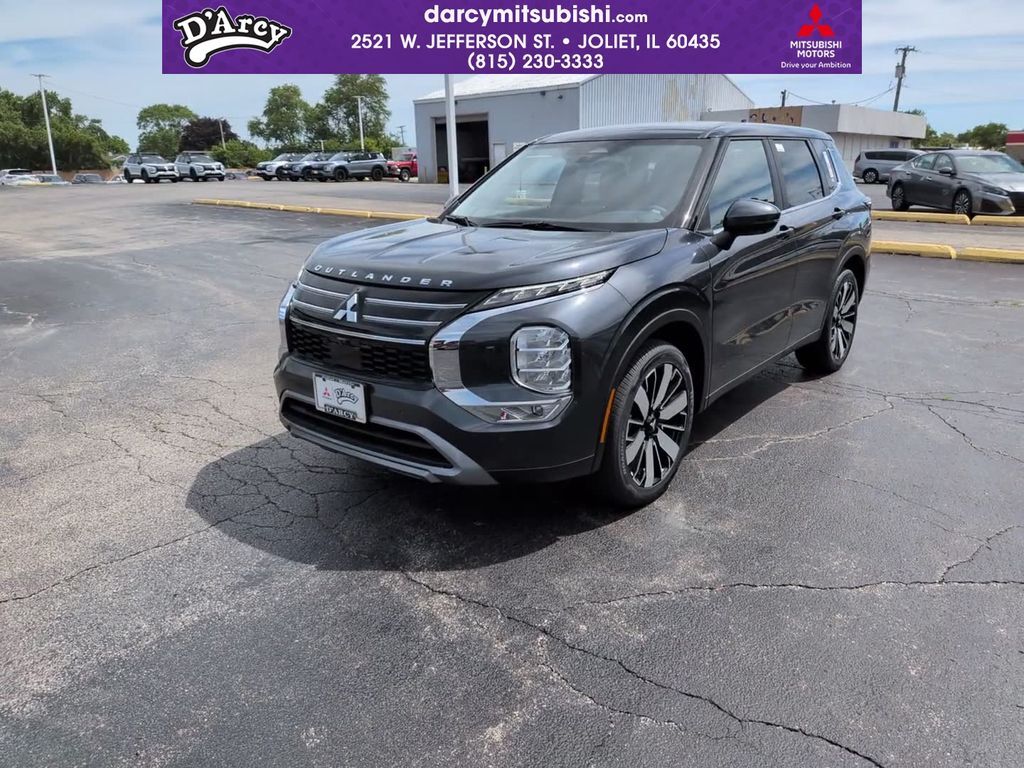 2026 MITSUBISHI Outlander