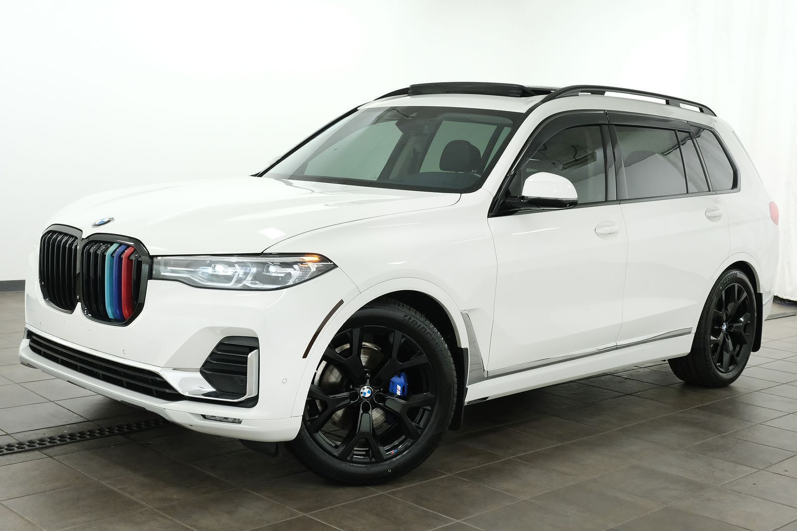 2022 BMW X7