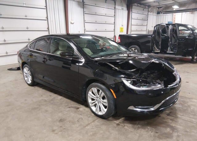 2016 CHRYSLER 200