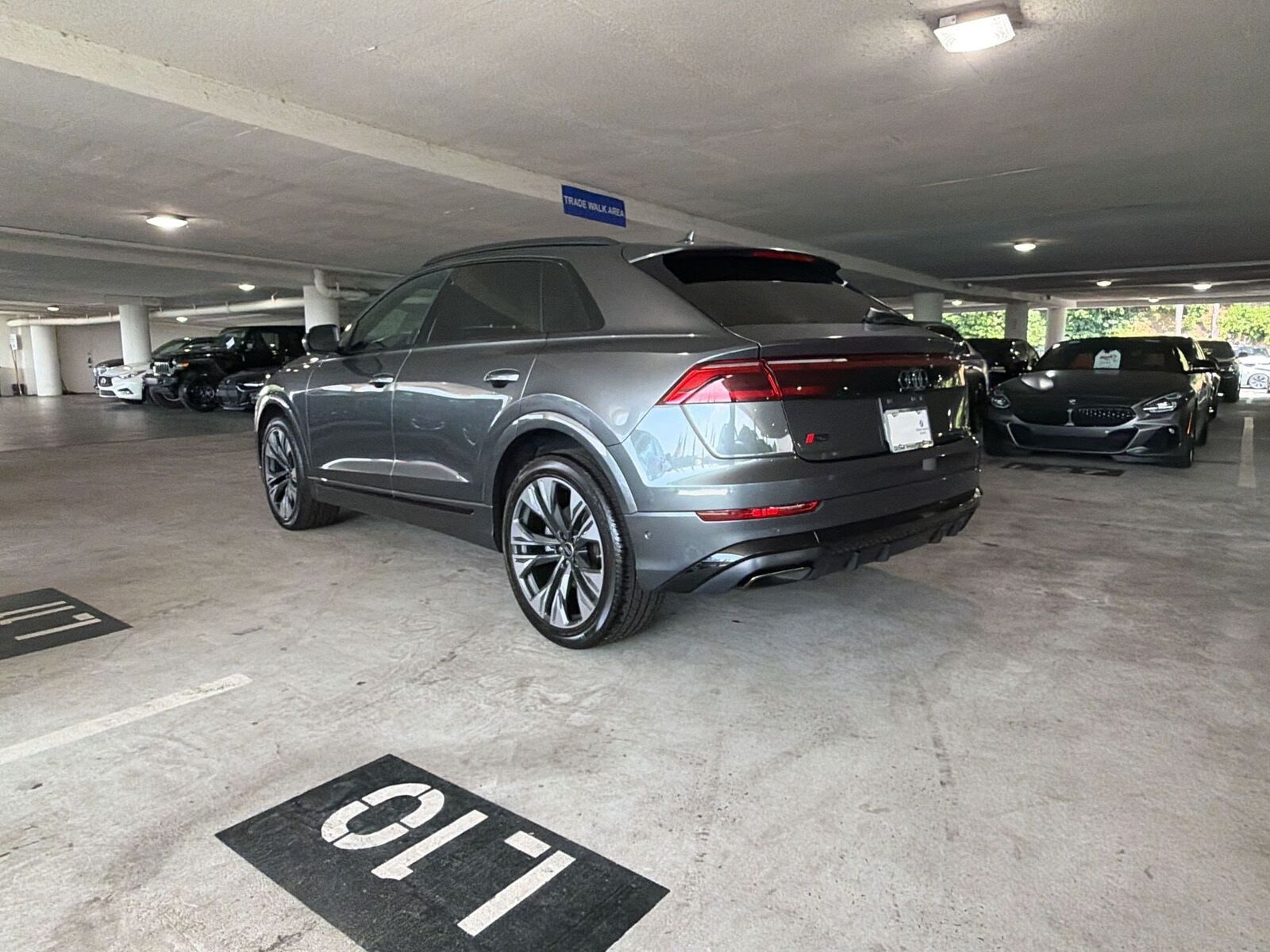 2025 Audi Q8
