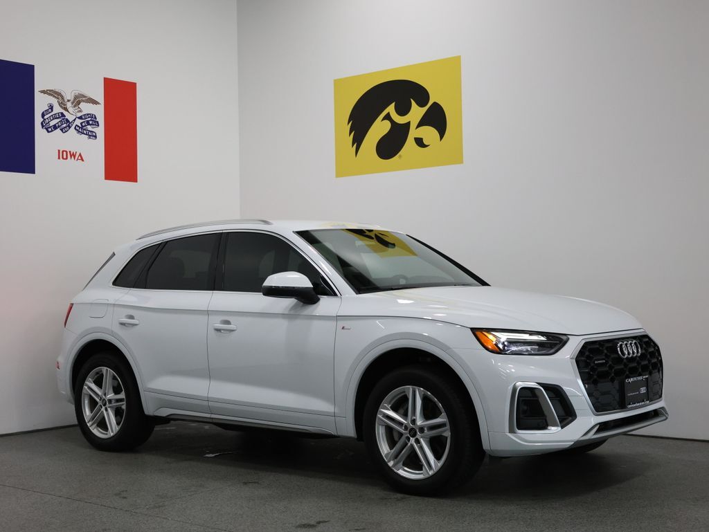 2024 AUDI Q5 e