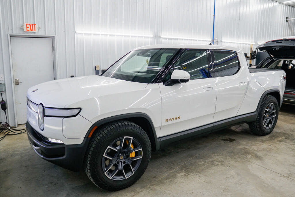 2022 RIVIAN R1T