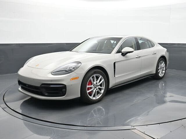 2023 PORSCHE Panamera