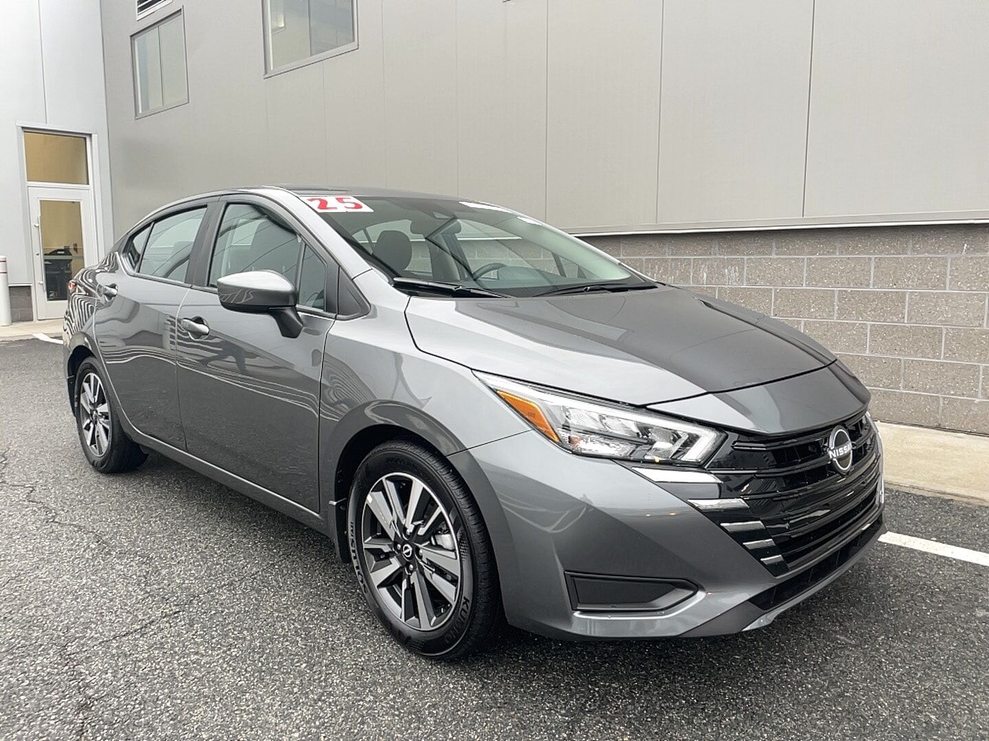 2025 NISSAN Versa