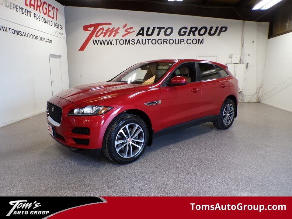 2017 JAGUAR F-Pace