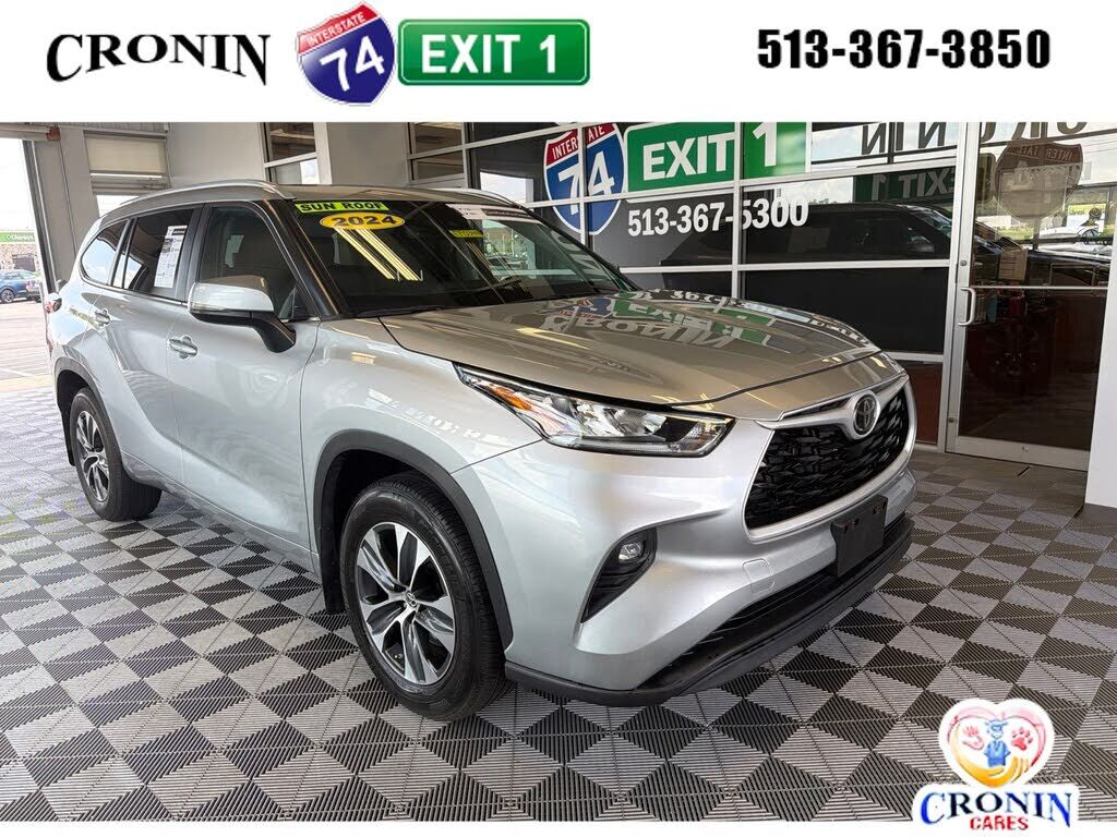 2024 TOYOTA Highlander