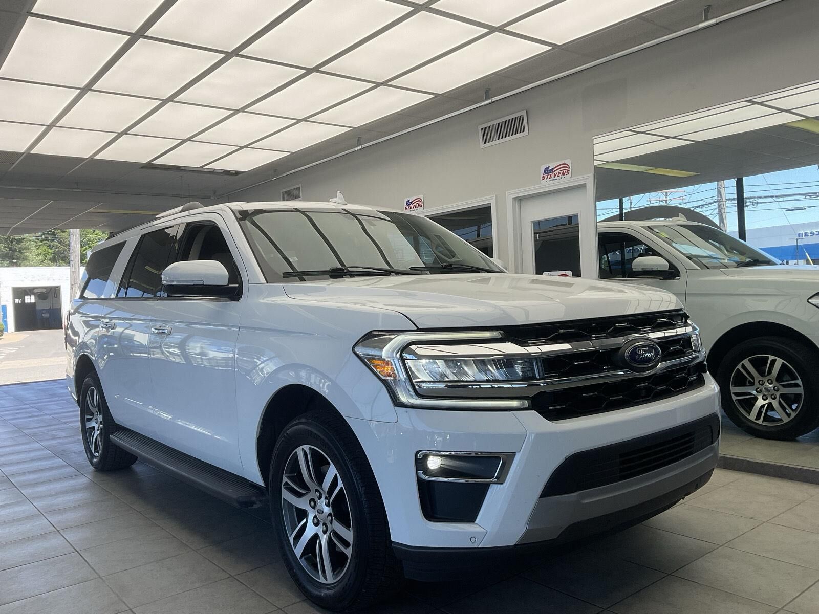 2024 FORD Expedition