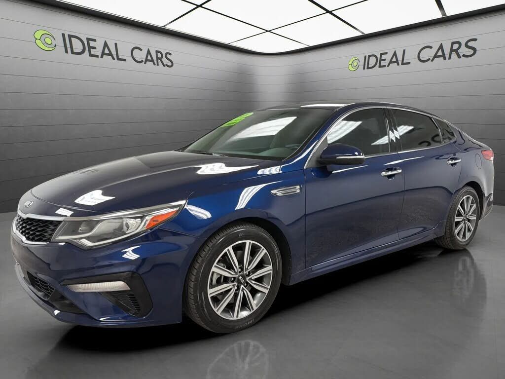 2019 KIA Optima