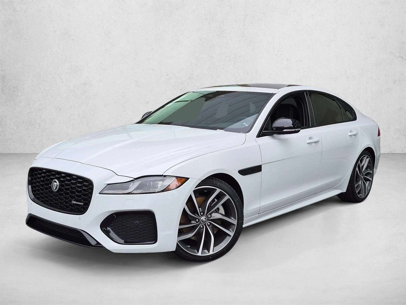 2024 JAGUAR XF