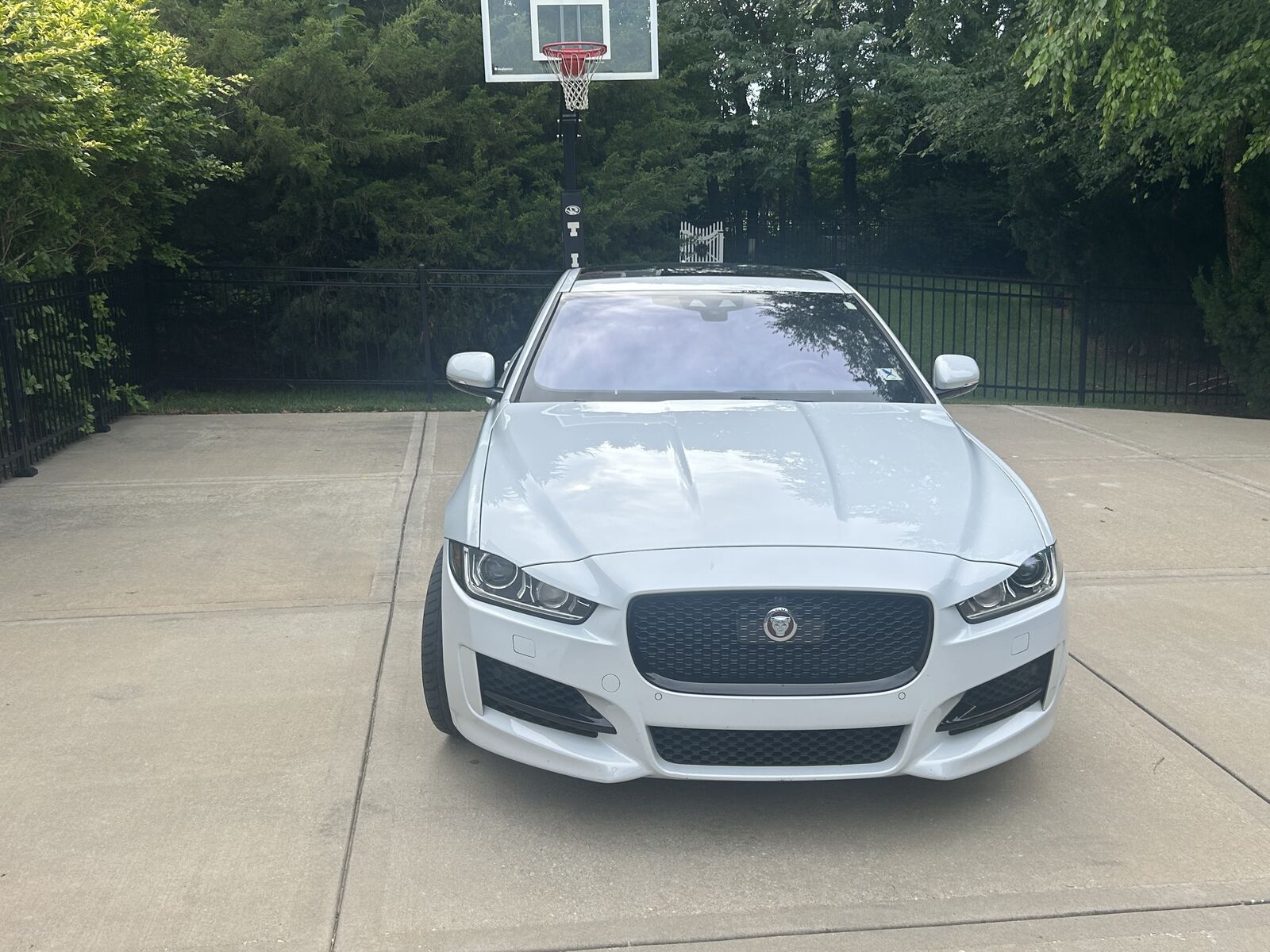 2017 JAGUAR XE