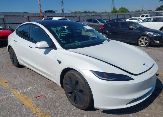 2025 TESLA Model 3