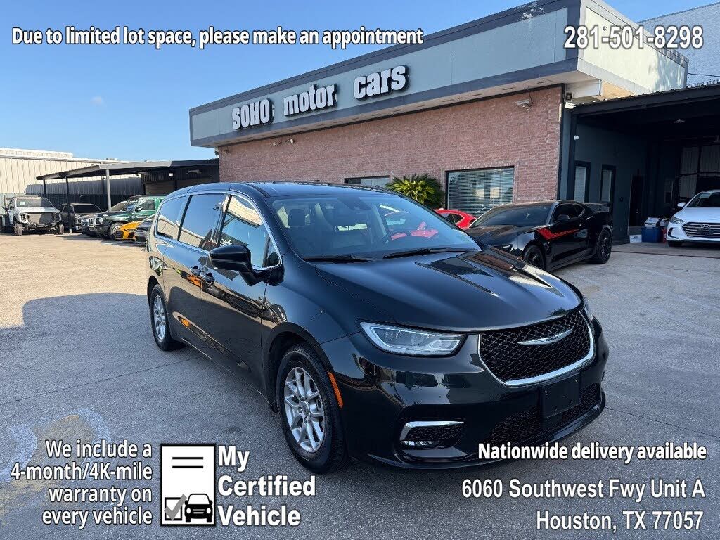 2023 CHRYSLER Pacifica