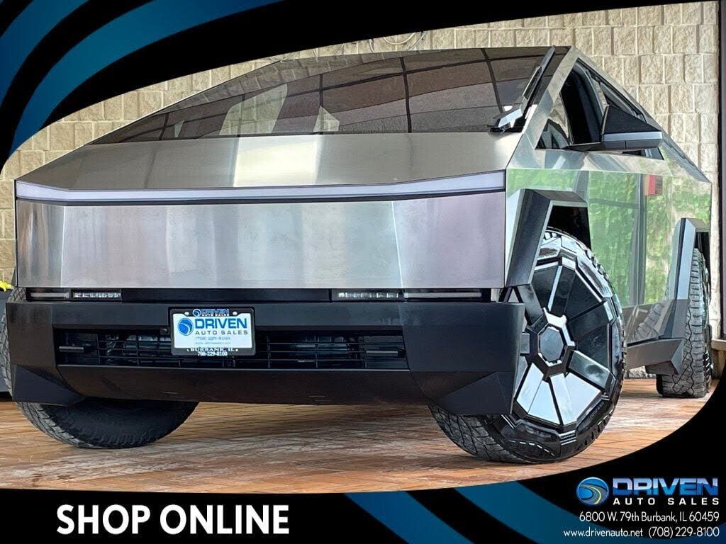 2024 TESLA Cybertruck