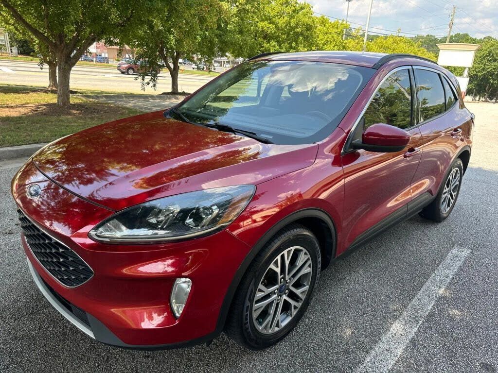 2021 FORD Escape