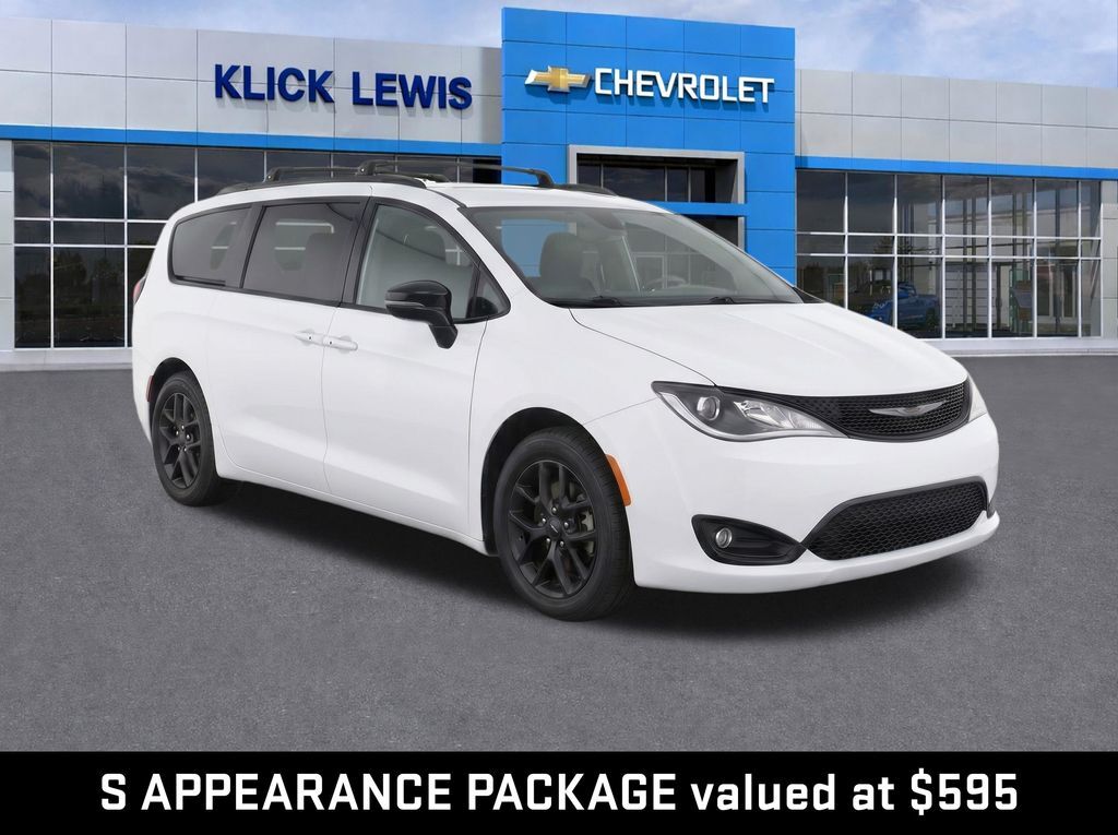 2018 CHRYSLER Pacifica