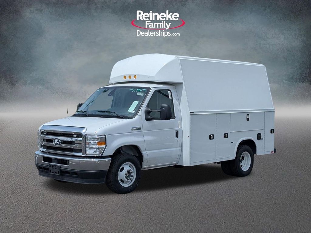 2027 FORD E-350
