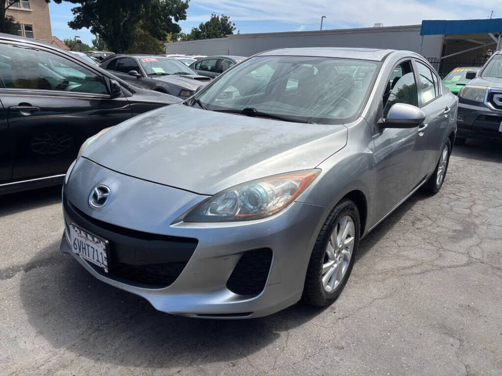 2012 MAZDA Mazda3