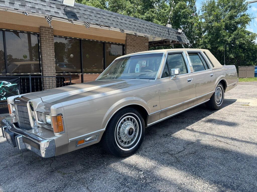1989 LINCOLN Town Car